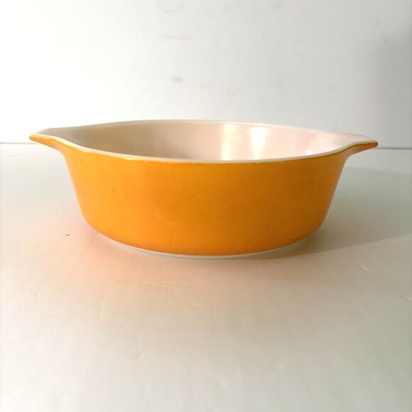 PYREX Orange 1 Pint No 471 Vintage Casserole Baking Dish Made in USA Ovenware - Picture 1 of 6